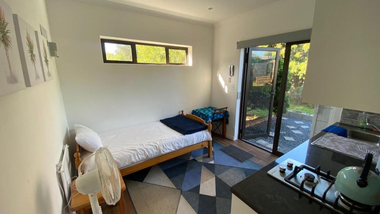 Apartment Studio Flatlet On Montreal Cape Town