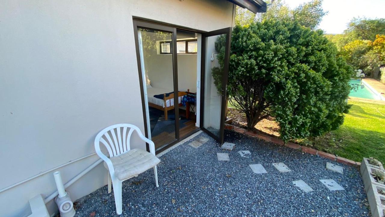 Studio Flatlet On Montreal * Cape Town